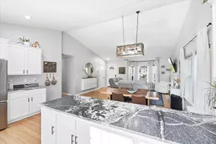 919 Murray Ave, Medford, OR 97501 - Photo 17