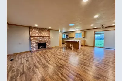 1640 Southgate Way, Grants Pass, OR 97527 - Photo 5