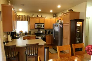 2885 SW Juniper Ave, Redmond, OR 97756 - Photo 3