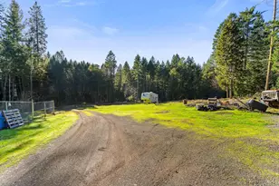 1492 Crooks Creek Rd, Selma, OR 97538 - Photo 35