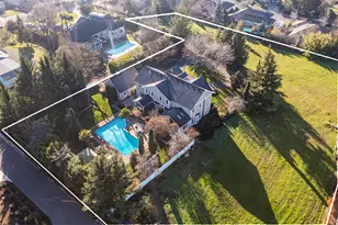 3343 Lone Pine Rd, Medford, OR 97504 - Photo 3