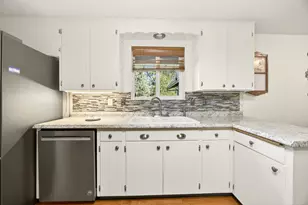 201 S Rose St, Phoenix, OR 97535 - Photo 11