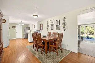 201 S Rose St, Phoenix, OR 97535 - Photo 9