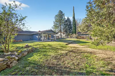 201 S Rose Street, Phoenix, OR 97535 - Photo 37