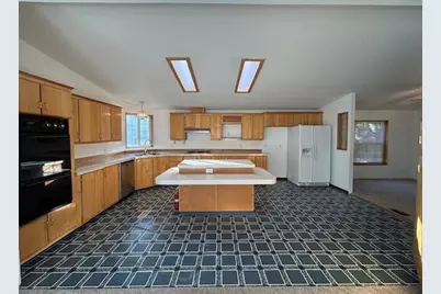 2650 Patterson Street, Klamath Falls, OR 97603 - Photo 3