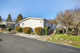 3955 S Stage Rd, Medford, OR 97501 - Photo 3