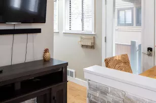 56856 Enterprise Dr, Sunriver, OR 97707 - Photo 3