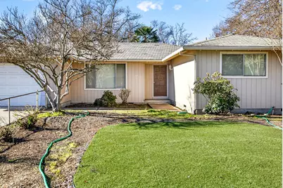 4055 Crestwood Circle, Central Point, OR 97502 - Photo 5