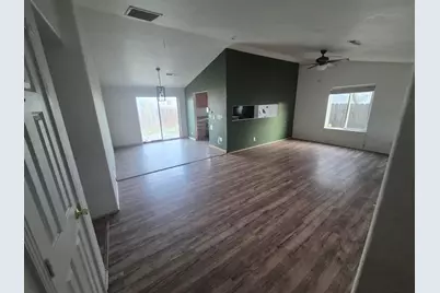 8028 Thunderhead Avenue, White City, OR 97503 - Photo 3