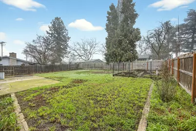 105 Houston Road, Phoenix, OR 97535 - Photo 27