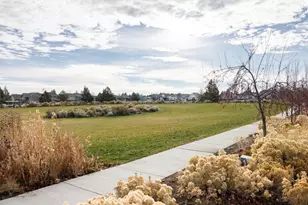 62905 Daniel Rd, Bend, OR 97701 - Photo 19