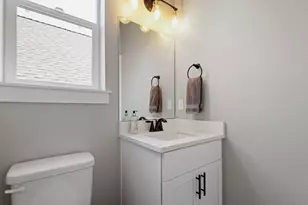 936 E Black Butte Ave, Sisters, OR 97759 - Photo 21