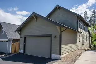 936 E Black Butte Ave, Sisters, OR 97759 - Photo 31