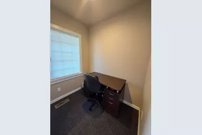 856 NE 7th Street, Grants Pass, OR 97526 - Photo 29