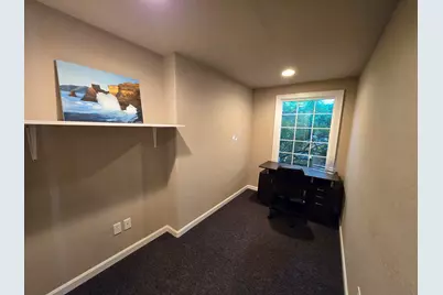 856 NE 7th Street, Grants Pass, OR 97526 - Photo 41