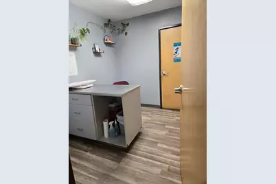 1037 NW 6th Street, Redmond, OR 97756 - Photo 5