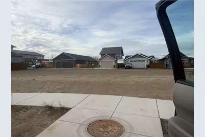 863 NW 18th Court #117, Redmond, OR 97756 - Photo 1