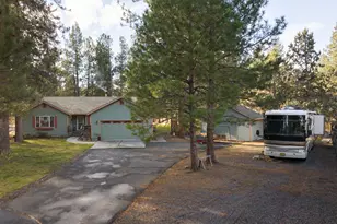 69341 Silver, Sisters, OR 97759 - Photo 3