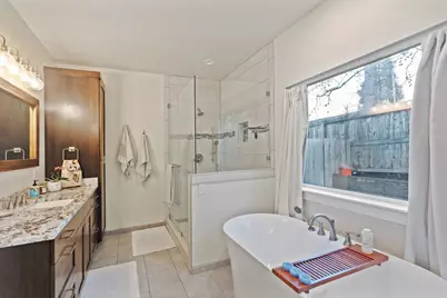 1645 NW Williamsburg Drive, Grants Pass, OR 97526 - Photo 19