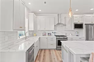 1645 NW Williamsburg Dr, Grants Pass, OR 97526 - Photo 9