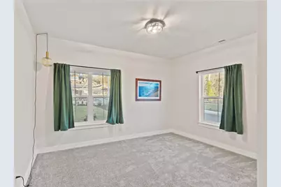 1645 NW Williamsburg Drive, Grants Pass, OR 97526 - Photo 27