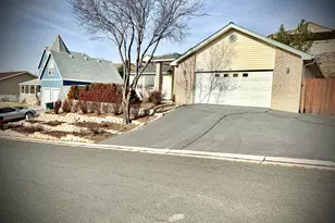 5539 Basin View Dr, Klamath Falls, OR 97603 - Photo 1