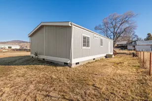 214 Gage Rd, Klamath Falls, OR 97601 - Photo 33