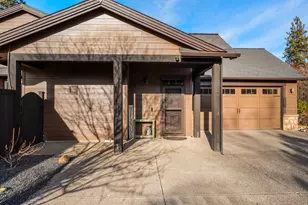 60291 Addie Triplett Loop, Bend, OR 97702 - Photo 41