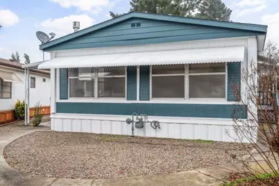 118 Briarwood Way, Grants Pass, OR 97526 - Photo 1