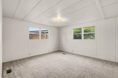 118 Briarwood Way, Grants Pass, OR 97526 - Photo 11