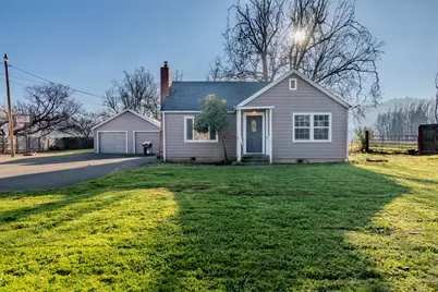 2441 S Stage Road, Medford, OR 97501 - Photo 1