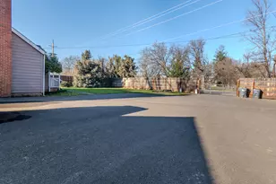 2441 S Stage Rd, Medford, OR 97501 - Photo 23