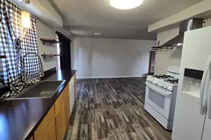 1320 Summers Ln, Klamath Falls, OR 97603 - Photo 9