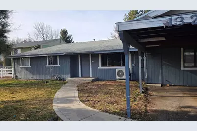 1320 Summers Lane, Klamath Falls, OR 97603 - Photo 5