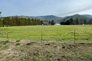 427 Lofland Ln, Williams, OR 97544 - Photo 33