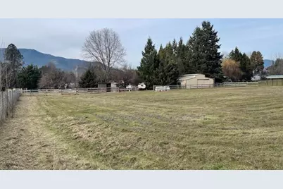 427 Lofland Lane, Williams, OR 97544 - Photo 39