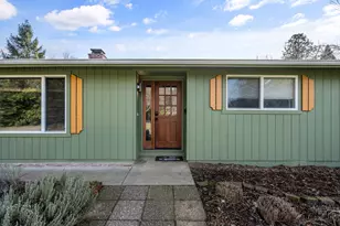 427 Lofland Ln, Williams, OR 97544 - Photo 1