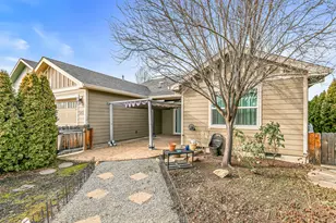 545 Bridge Creek Dr, Central Point, OR 97502 - Photo 35