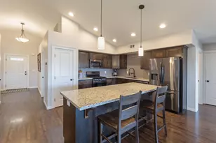 110 Linton Way, Eagle Point, OR 97524 - Photo 3