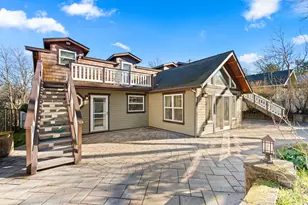 285 Beach St, Ashland, OR 97520 - Photo 9