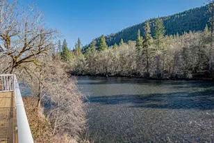26960 Hwy 62, Trail, OR 97541 - Photo 17