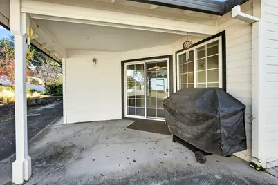 4661 Torrey Pines Drive, Medford, OR 97504 - Photo 33