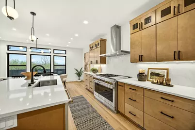 218 Alicia Avenue, Ashland, OR 97520 - Photo 9