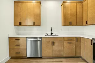 218 Alicia Ave, Ashland, OR 97520 - Photo 33