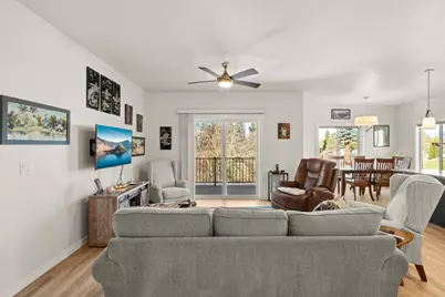 672 Nobility Drive, Medford, OR 97501 - Photo 7