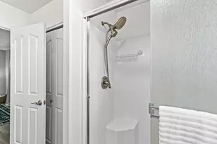 981 Garden Springs Cir, Medford, OR 97504 - Photo 21