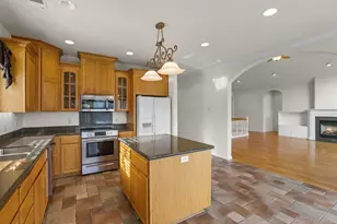 610 Sutton Pl, Ashland, OR 97520 - Photo 21