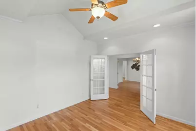 610 Sutton Place, Ashland, OR 97520 - Photo 9
