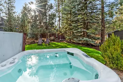 693 E Tyler Avenue, Sisters, OR 97759 - Photo 39