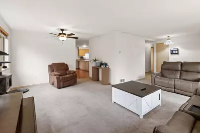310 S Kerby Avenue, Cave Junction, OR 97523 - Photo 7
